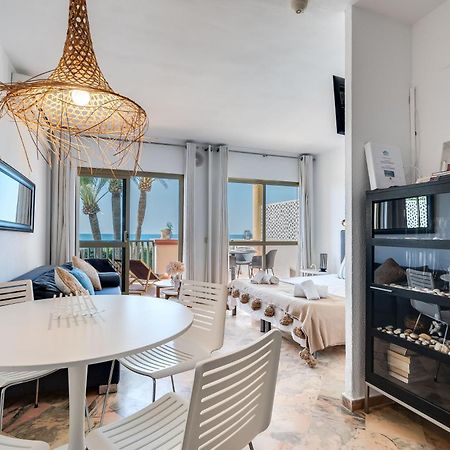 Front Line Beach Studio Apartment Marbella Ngoại thất bức ảnh
