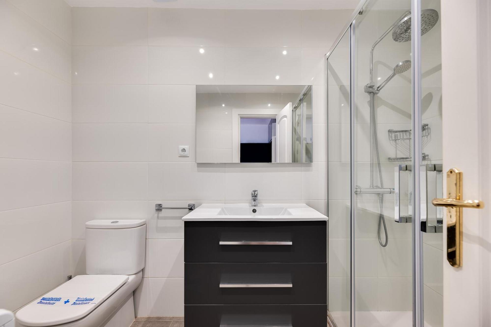 Front Line Beach Studio Apartment Marbella Ngoại thất bức ảnh